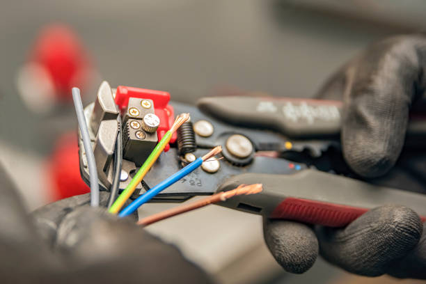 Best Emergency Electrical Repair  in Trinity, FL